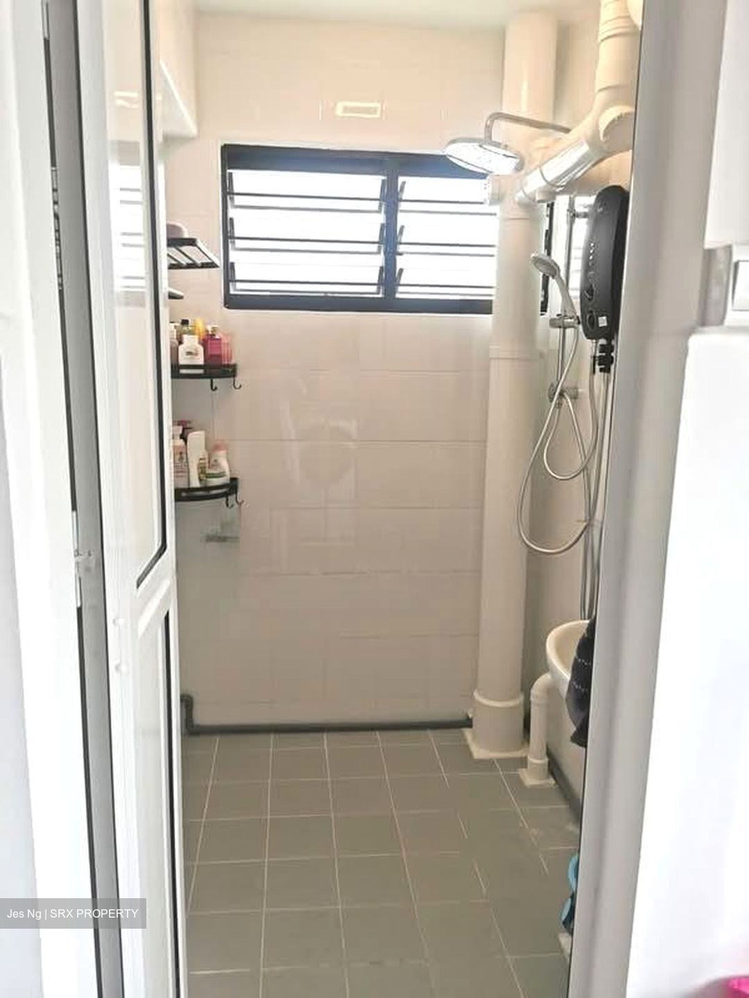 Blk 411 Pandan Gardens (Jurong East), HDB 3 Rooms #550979601